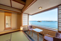 松島四大観「麗観(富山)」を望むコーナー和室オーシャンビュー12帖【禁煙】 松島四大観「麗観(富山)」を望むコーナー和室オーシャンビュー12帖【禁煙】