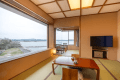 Partial Ocean View Japanese-style Room "Chidori"
As it faces diagonally towards Matsushima Bay, land is partially visible in the view.