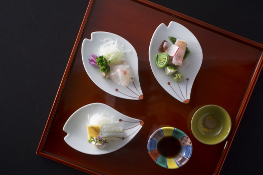 【お料理】丹後の四季折々の新鮮な海の幸を存分に生かした会席をご堪能ください
