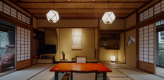 特別室　■蓬莱■の主室　部屋の両側に　日本庭園の眺め　季節を味わうひとときを