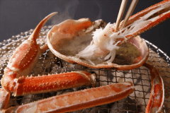 【日帰り】海を眺めて個室食♪京丹後美食旅　旬のお造り盛り合わせ＆満腹カニフルコースプラン