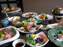 とり貝入り海鮮料理