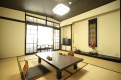 お部屋は、全8タイプ全て異なった造り。『木犀の間』