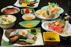 梅膳夕食の一例です。