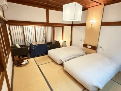 1号室　ベッド＋ソファ