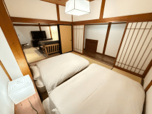 ５号室　ベッドルーム（シモンズ）