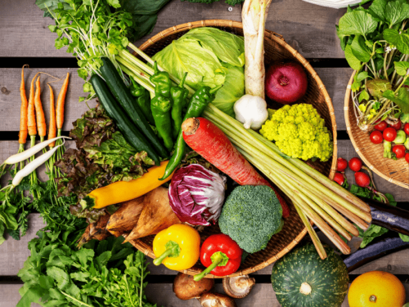 祝・卒業！みんなで乾杯＆60種の野菜でエナジーチャージ♪ 選べる「4つの特典」付きプラン