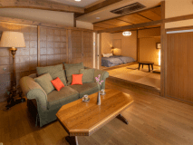 【露天風呂付ノスタルジースイート】洋間+和室+ツイン