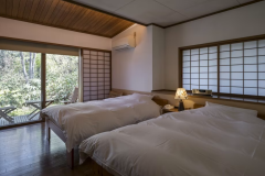 離れ｜温泉内湯・中庭テラス付 和洋室「柑子」(72平米)