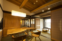 306 ASEBI (Non-smoking) In-room dining, 59 sqm