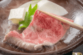 岡山和牛をさっと焼いて味わう焼きしゃぶ。やわらかな肉質と、口の中に広がる上品な旨みをお楽しみください。 岡山和牛をさっと焼いて味わう焼きしゃぶ。やわらかな肉質と、口の中に広がる上品な旨みをお楽しみください。