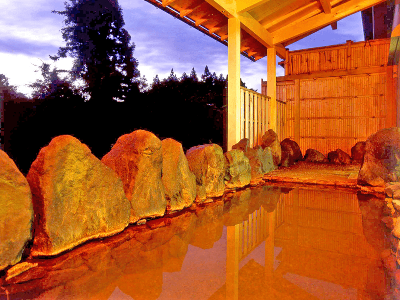 露天風呂（夕方）