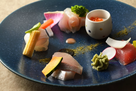 『利き酒セット』で秋田の地酒を飲み比べ♪季節の味覚を和食コースで堪能