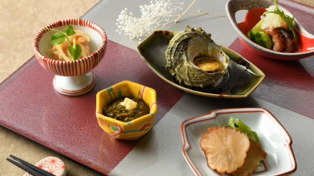 男鹿名物「石焼料理」＆季節の味覚を和食コースで堪能♪