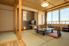 ［禁煙室］【南館和室の一例】二間でゆったり落ちつける和室です。