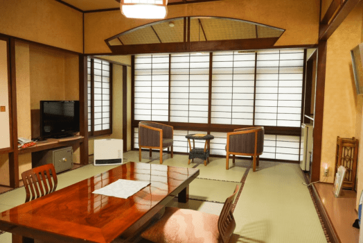 ■源泉内湯付・広々和室■ 14畳の広々和室に温泉付のお部屋