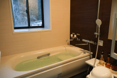 ■源泉内湯付・広々和室■ 14畳の広々和室に温泉付のお部屋