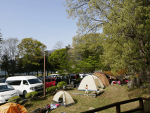 ファミリー・山岳・ツーリング用キャンプサイト（駐車場横）