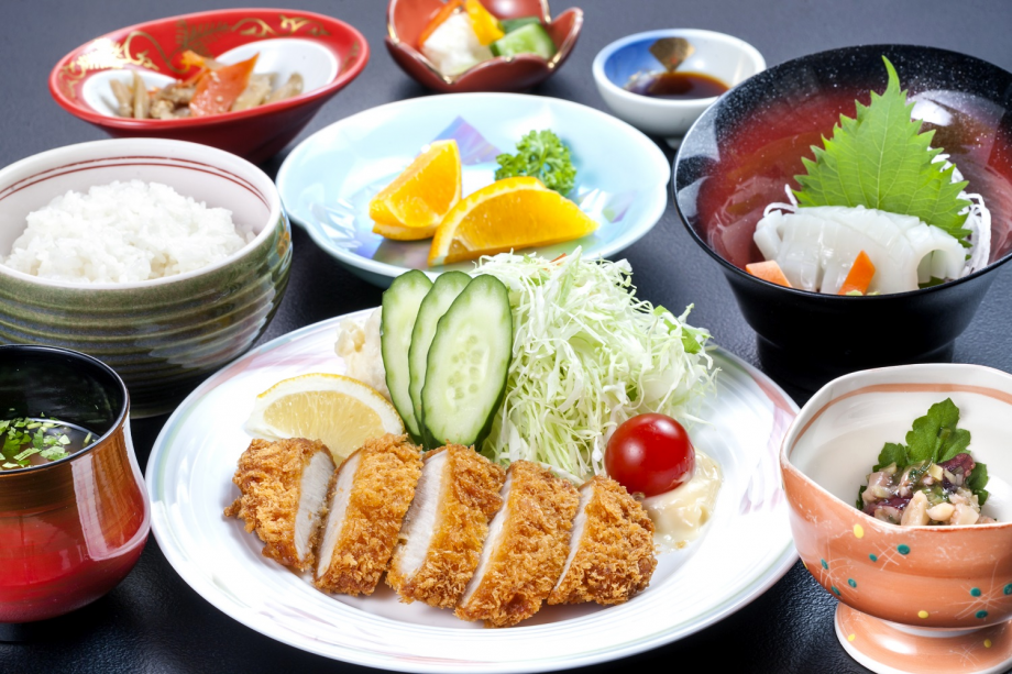 夕食はビジネス定食♪※写真はイメージです。 夕食はビジネス定食♪※写真はイメージです。