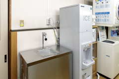 ★あじさい館１F・洗面コーナーにウォーターサーバーと製氷機を設置