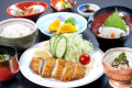 夕食はビジネス定食♪※写真はイメージです。