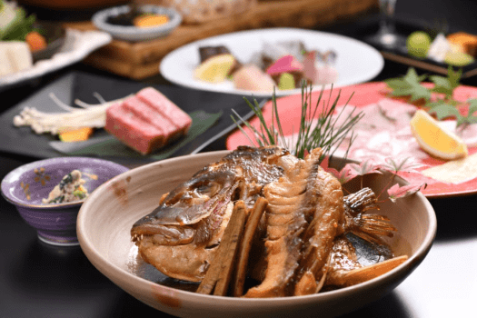 桃鯛とブリヒラの奈義和牛会席イメージ
