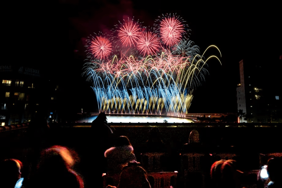 熱海海上花火大会（屋上からの鑑賞）
