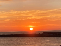 早起きして渚小公園より朝陽を見ませんか(秋) 早起きして渚小公園より朝陽を見ませんか(秋)
