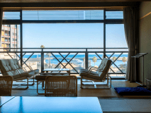 【海眺望和室１２畳】時間になれば初島運航船見れます