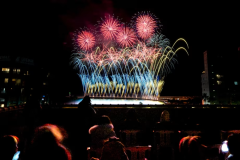 熱海海上花火大会(屋上からの鑑賞) 熱海海上花火大会(屋上からの鑑賞)