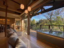 箱根外輪山を望む露天風呂付洋室(45㎡)