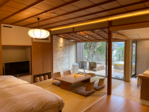 自然に包まれた露天風呂付離れ和洋室「九重」(70㎡)