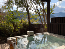 箱根外輪山を望む露天風呂付和洋室(70㎡)