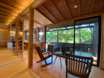 自然に包まれた露天風呂付和室「京」(60㎡)