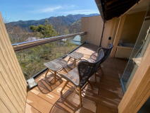 万葉の庭を望む露天風呂付和洋室(60㎡)