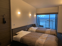 　ツインルームにはサイクルラックを備え付けております。