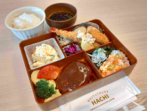 大人用夕食 “HACHIミックス膳” 大人用夕食 “HACHIミックス膳”