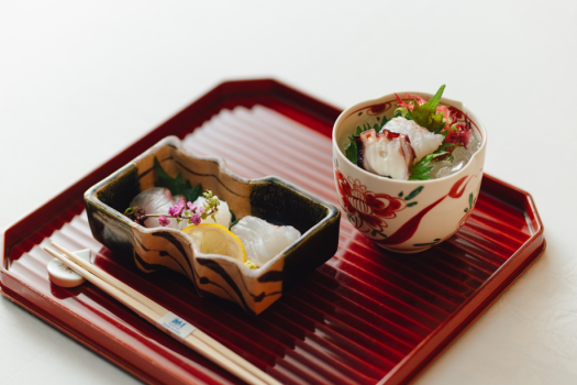 天草の魚をご堪能ください！懐石スタイルのお料理ではお造りは５種盛でご用意いたします