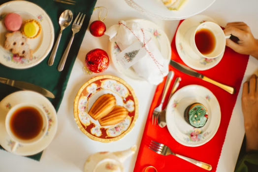 五足のくつに泊まって、教会の見えるカフェでXmasアフタヌーンティ【夕食は伊勢えび姿造り＆味噌汁付き懐石料理】12月限定プラン