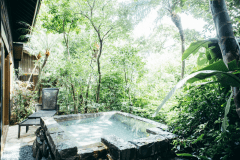 プレミアムＣ－２の露天風呂