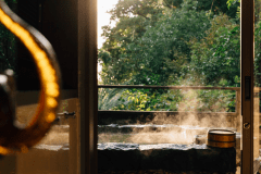 プレミアムＣ－３の露天風呂は源泉かけ流しの天然温泉