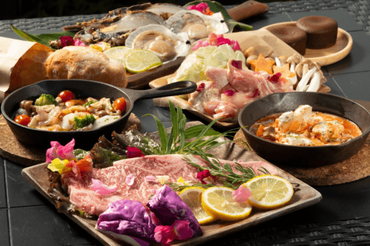 【Glamping BBQ / 1 Night with 2 Meals】Luxury Glamping Experience with Premium Japanese Black Wagyu, Ise Lobster, and a Sizzling Skillet [The Land of Rebirth, Wakayama]
