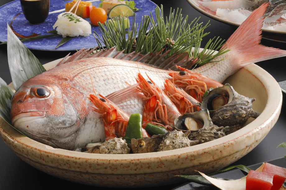 目にも鮮やかな地元淡路島名物「宝楽焼」のイメージ