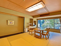 和室20畳（14畳+6畳）テーブル部屋（バス・トイレ別）禁煙