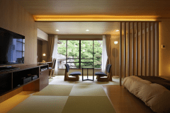 【南館3階洋室】「笹舟」…季節により様々な景色が楽しめる洋室です。ツインのベットとシャワールームがついております！