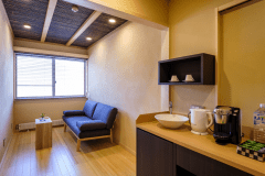 2022発にオープンした東館4階特別室「桔梗」は客室温泉とチャットコーナー付き♪♪