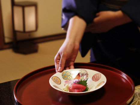 「大和の季節の会席」を、お部屋でゆっくり召し上がりたい方のための【お部屋食プラン】