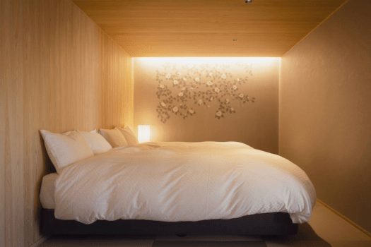 ■デザイナーズルーム■【興福寺側／専用バルコニー付き客室】