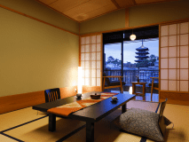 【和室10帖／興福寺側】～美しき奈良の風情と世界遺産～