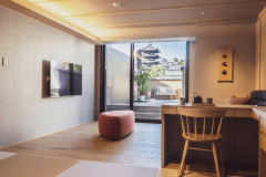 ■2023年リニューアル■【興福寺側／専用バルコニー付き客室】